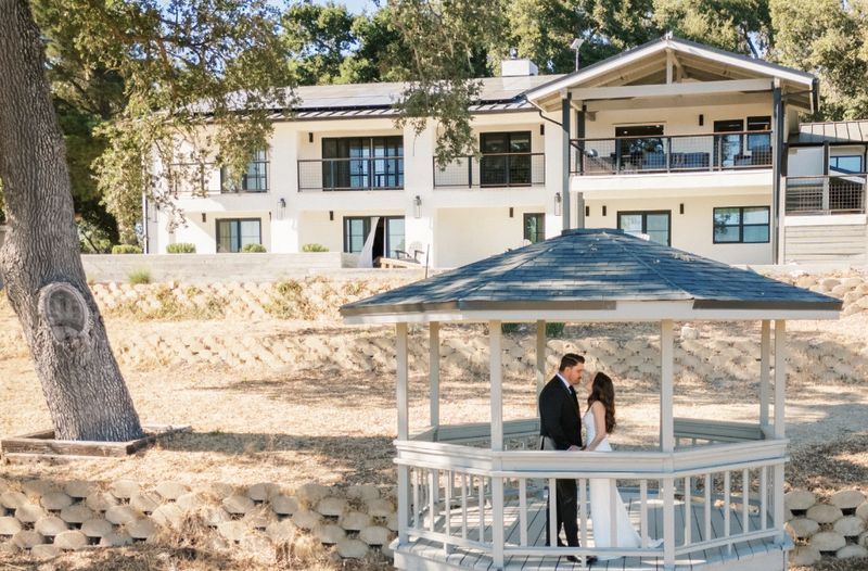 Oak Vine Vineyard Estate Wedding Venue Cost from $28,819 Breezit