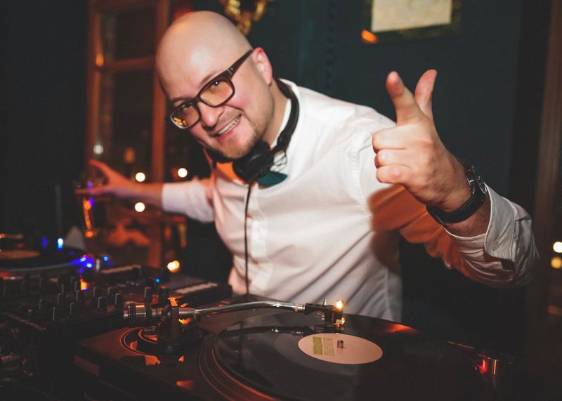 Aleksandras Sakutis "mrproperdj"