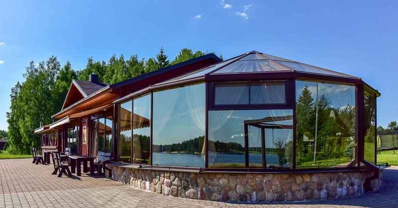"Pas Šeštoką" vila prie ežero Molėtų rajone