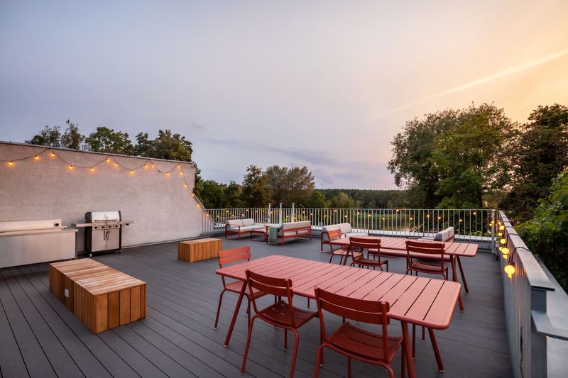 TECH SPA/ Darbostogų ir renginių erdvė