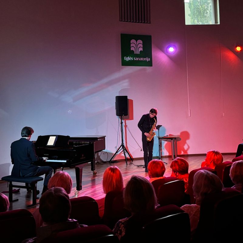 Jonas ir Rokas (saksofono ir fortepijono duetas)