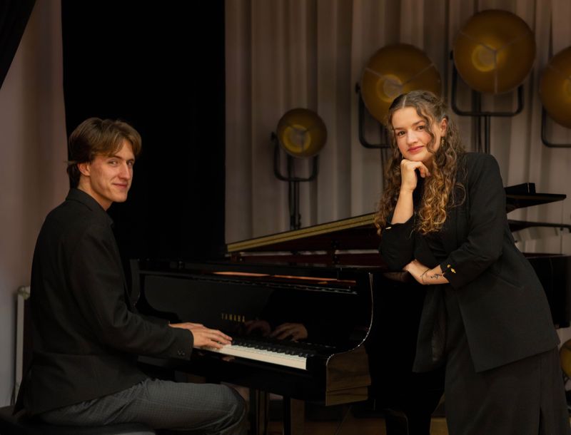 Agnė ir Rokas ( gyva vokalo ir fortepijono muzika)