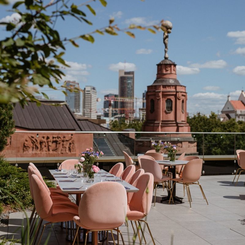 Stogo terasa Gedimino pr. (Pink&Yellow)