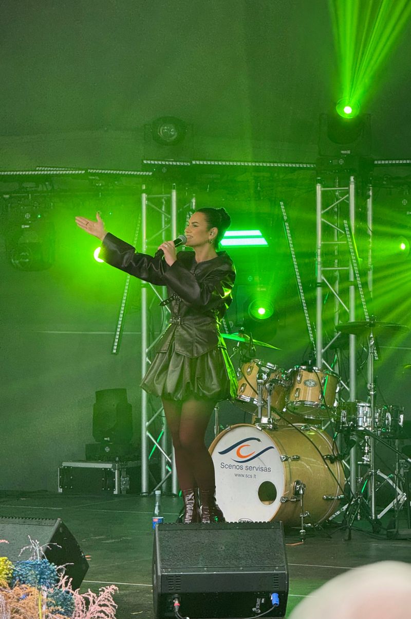 Atlikėja Lady Caramel #5