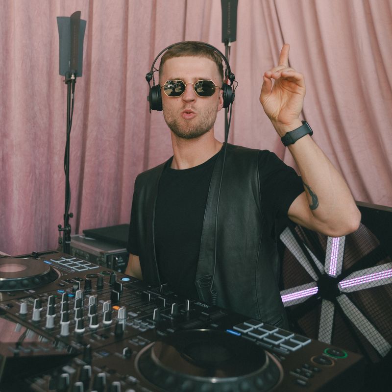 Evaldas - DJ | Garsas | Apšvietimas