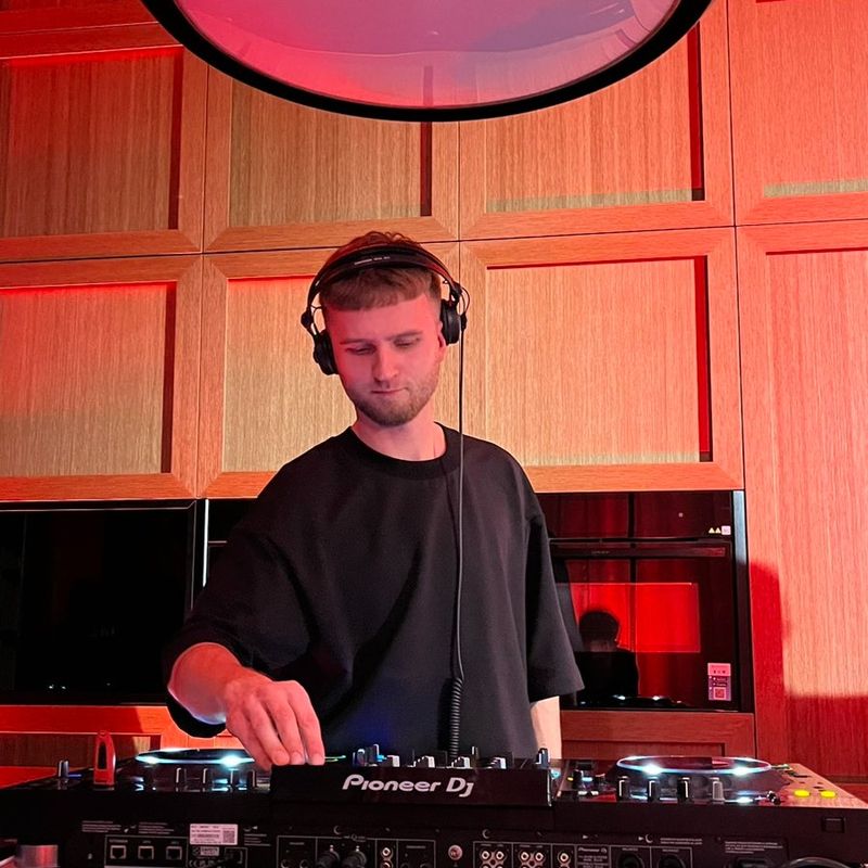 Evaldas - DJ | Garsas | Apšvietimas