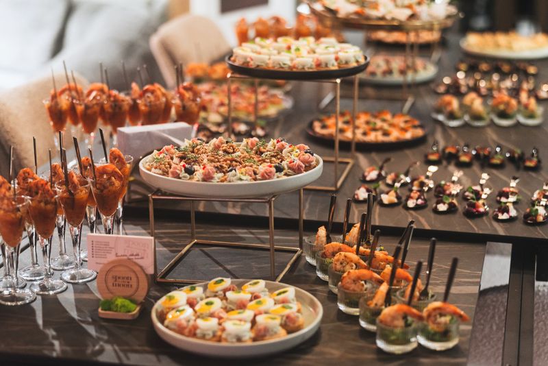 Spoon to the Moon (banketas) #2