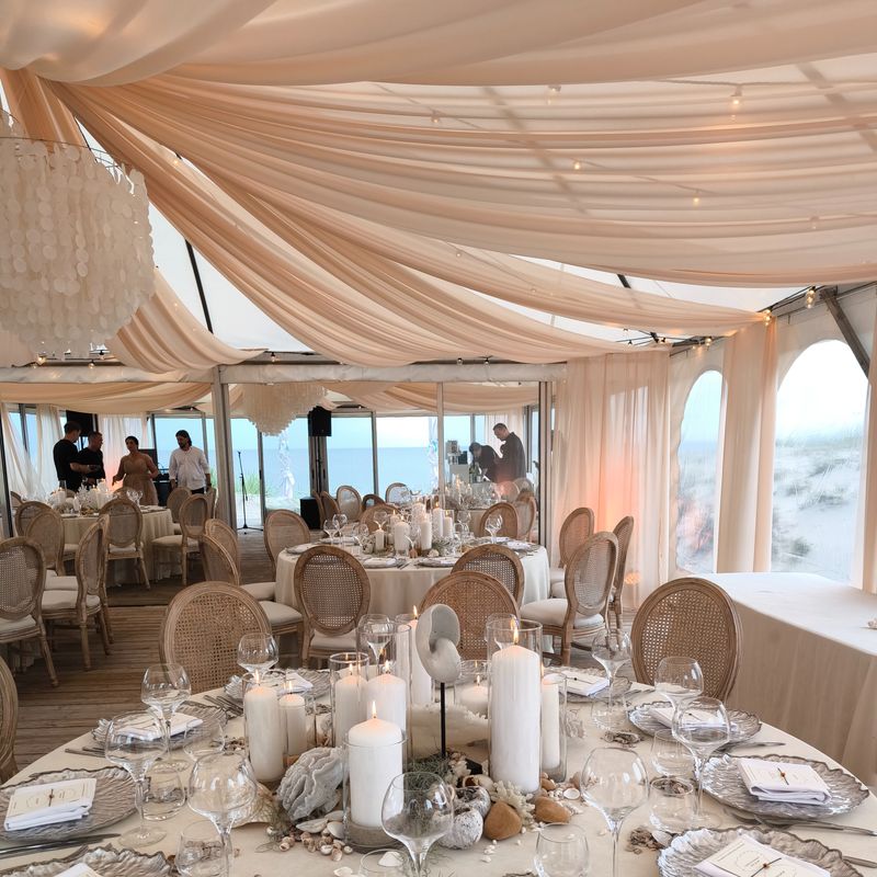 180 laipsnių Lounge baras