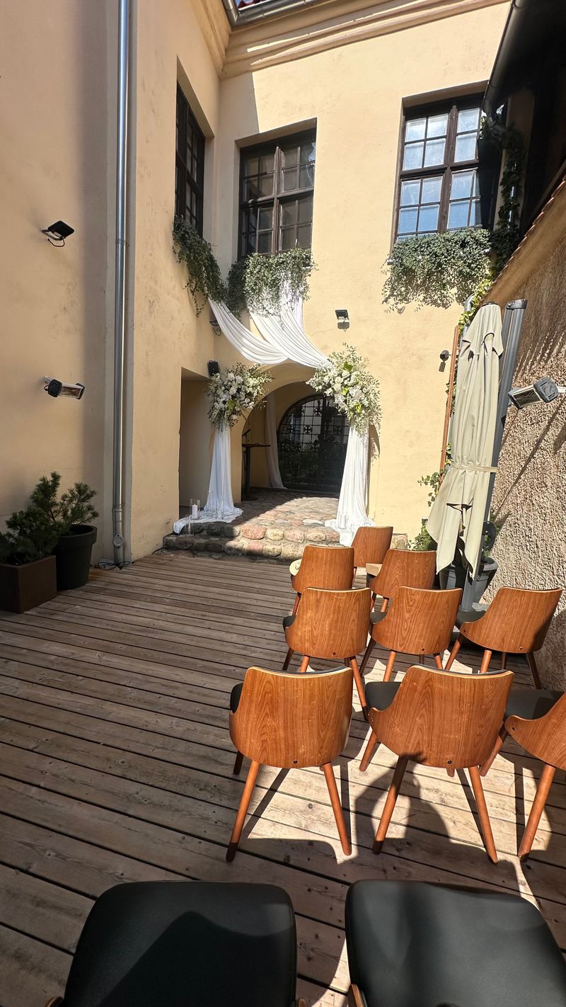 Le Garden Rotušė | Šampano staliukas kiemelyje🥂 #4