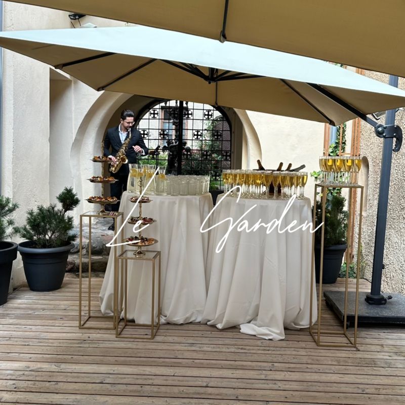 Le Garden Rotušė | Šampano staliukas kiemelyje🥂