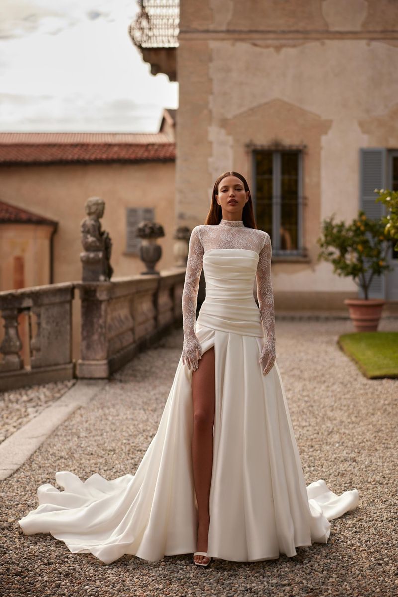 BALTOS SUKNELĖS NAMAI #2