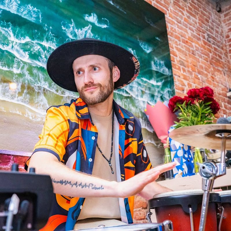 Donny Drumz - DJ+Būgnų Šou
+Papildomos paslaugos
