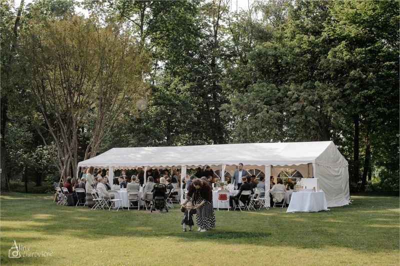 Baltos Palapinės #4