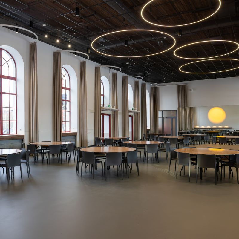 Saulės salė Vilniaus geležinkelio stotyje