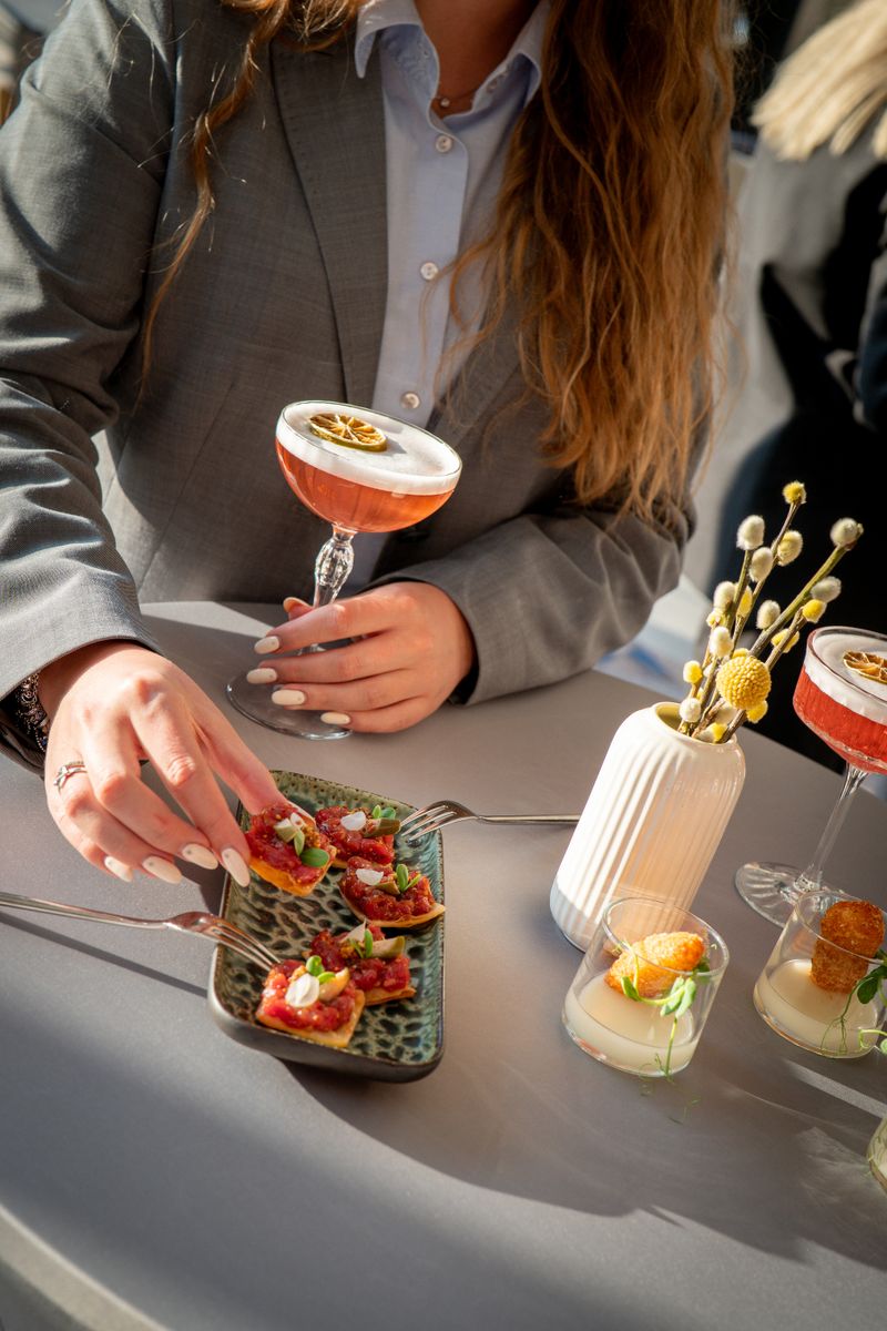 Courtyard by Marriott: Lobby Baras #5