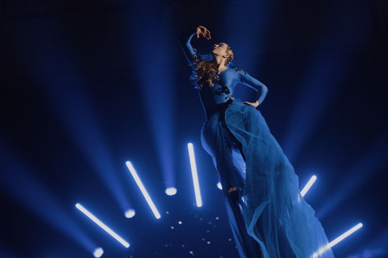 SWAY POLE by Ugnies Teatras #4