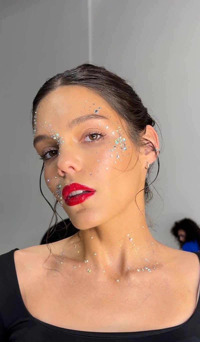 GLITTER STATION / BLIZGUČIŲ STOTELĖ #4