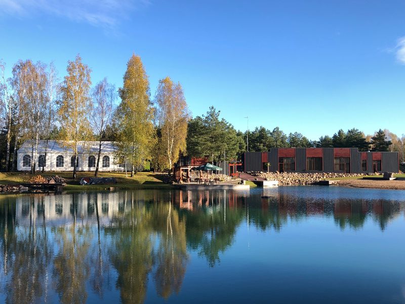 Smaragdo slėnis :  Renginių paviljonas