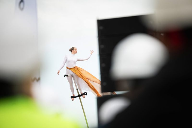 SWAY POLE by Ugnies Teatras #5