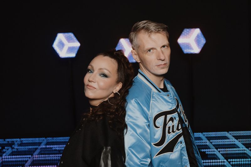 Greta Dainuoja