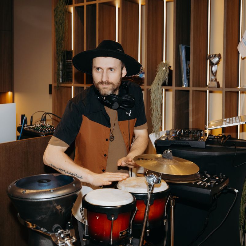 DJ+Gyva Būgnų muzika, Vedėjo
Ir kitos paslaugos!
 #2